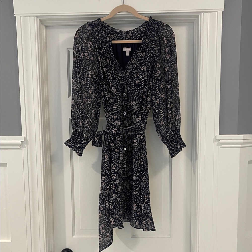 Chelsea 28 Floral Long Sleeve Dress - size 6